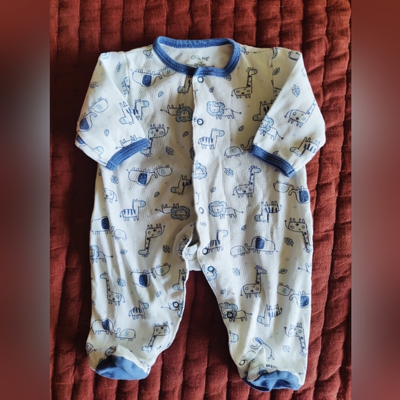 Bundle of 3 Snap Footies, Little Me, Old Navy & Carter's - Picture 5 of 6